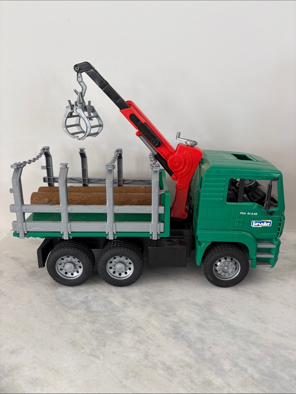 Bruder Timber Truck with crane and logs